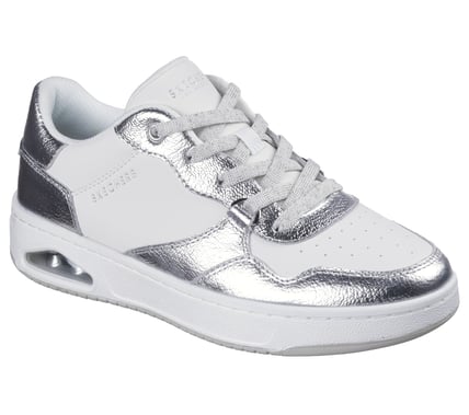 magasin de chaussures 17