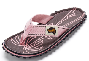 magasin de chaussures 17